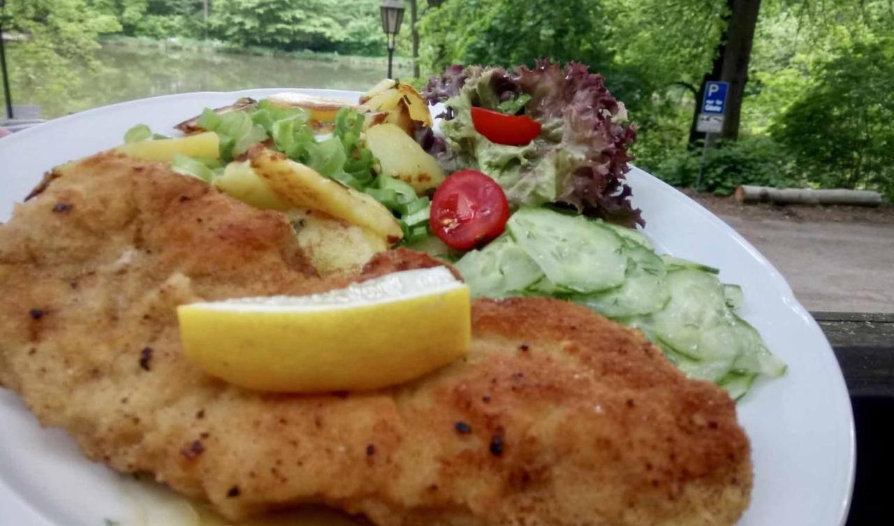 Forsthaus Lägenhet Crimmitschau Exteriör bild