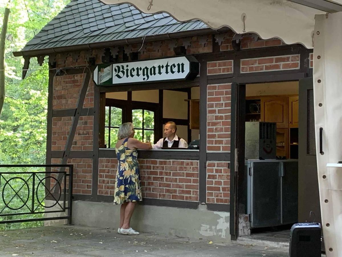 Forsthaus Lägenhet Crimmitschau Exteriör bild